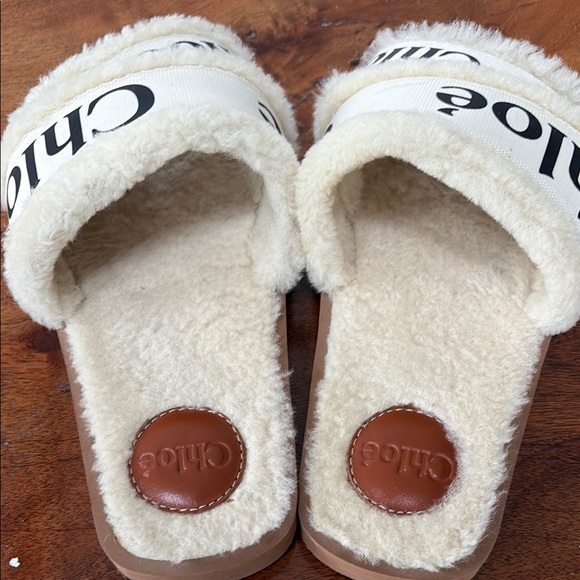 Chloe - Picture 2 of 3